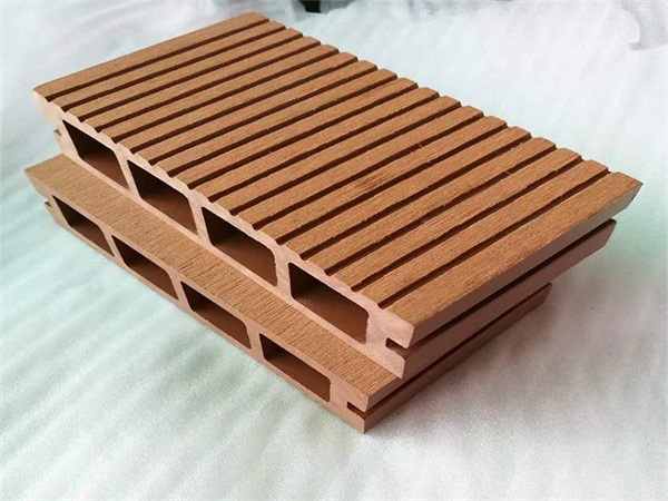 成都木塑地板厂家分享塑木材料可以应用在家具行业吗？